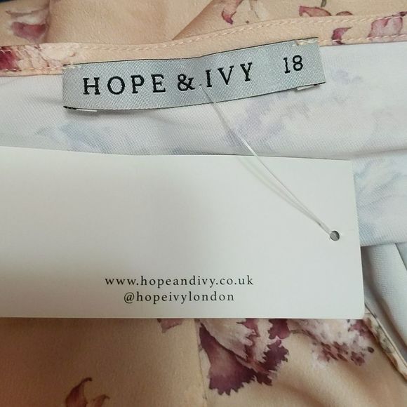 Hope & Ivy knot front maxi dress with in multi floral UK 18/ US 14/ XL NWT - Picture 6 of 15